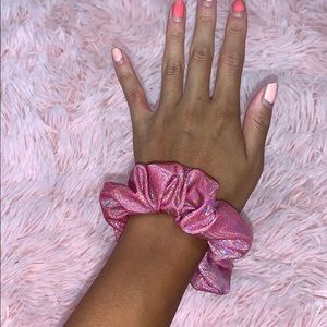 Hand-made scrunchie!!